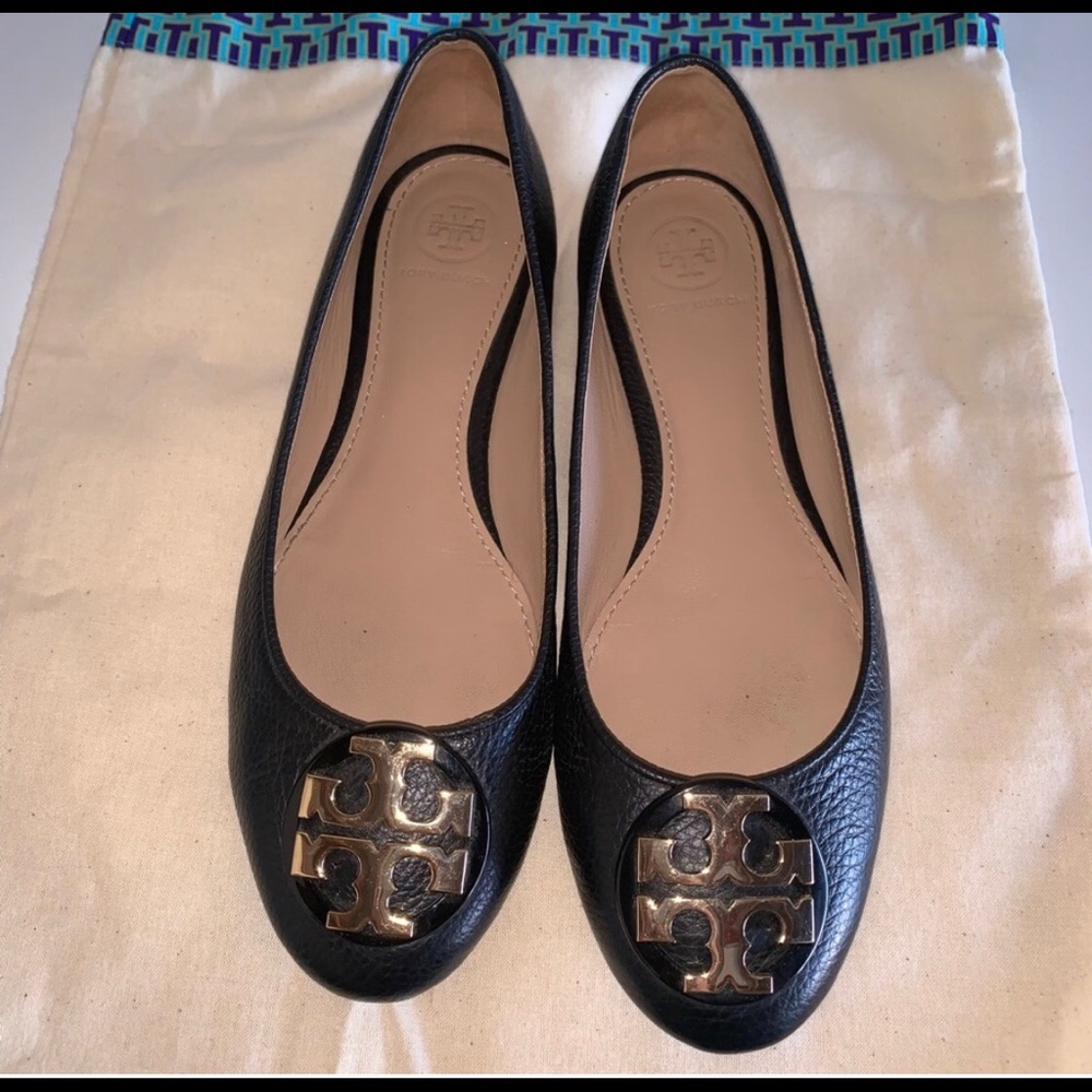 **sold**Tory Burch Leather Ballet Flats